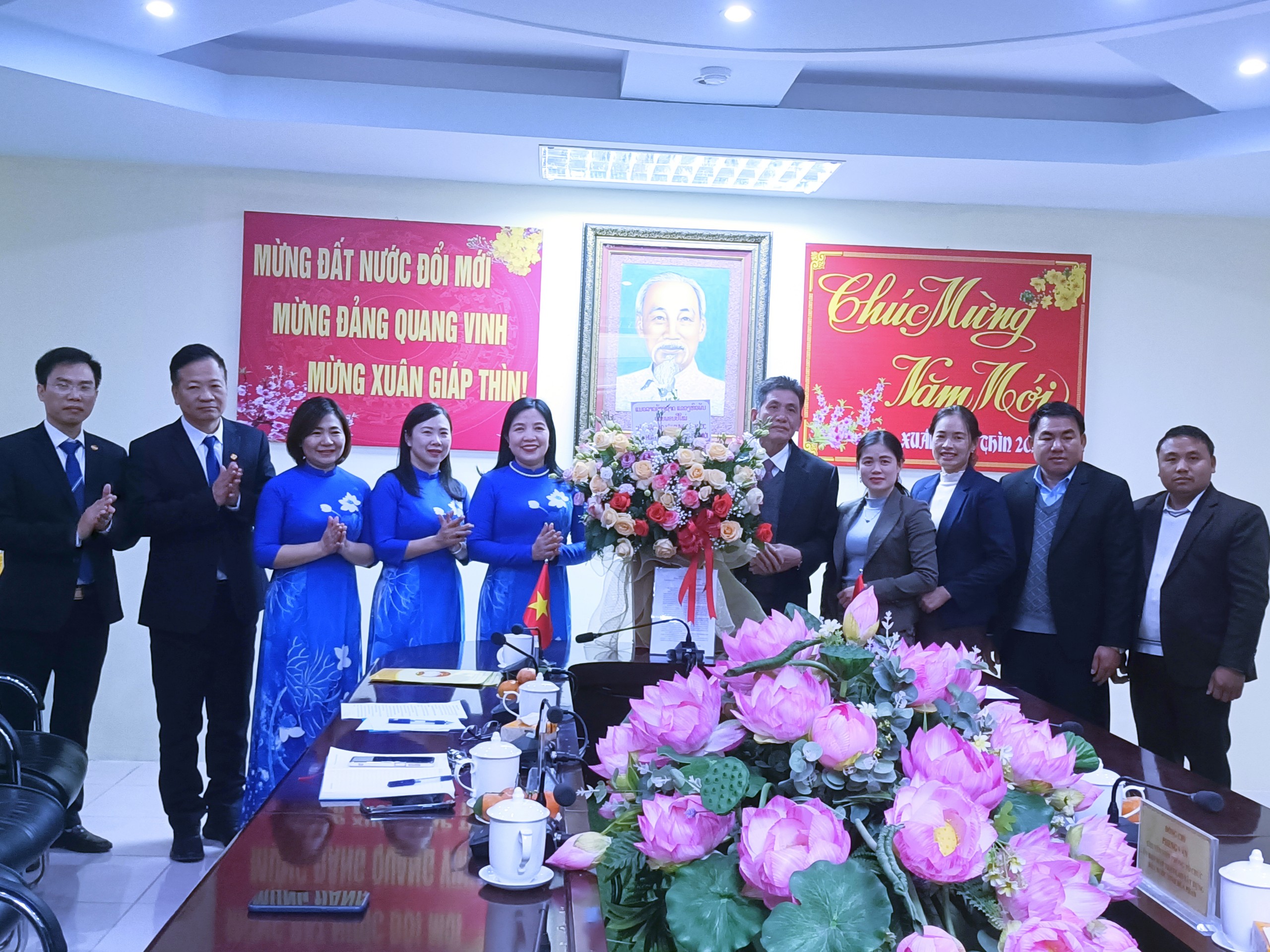Mặt trận Lào xây dựng đất nước tỉnh Hủa Phăn sang thăm và chúc Tết Nguyên đán Ủy ban MTTQ Việt Nam tỉnh Thanh Hóa 