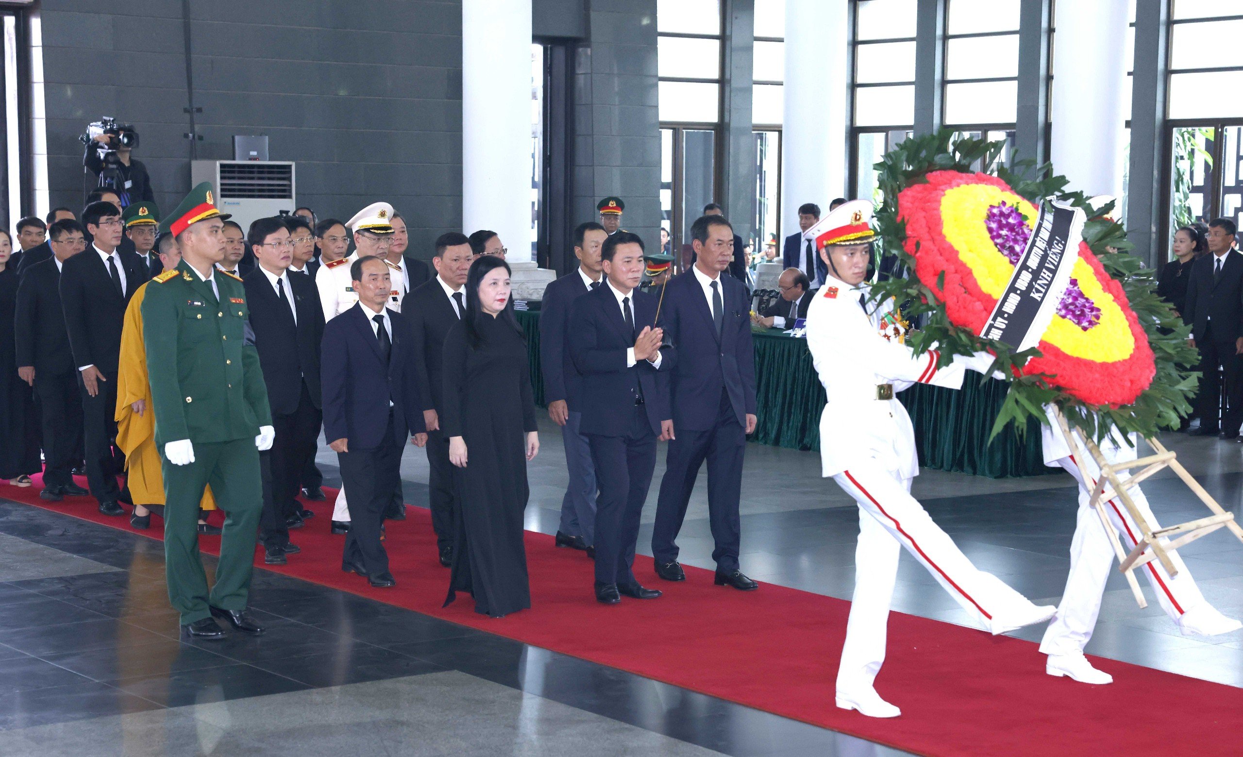 Đoàn Đại biểu Tỉnh ủy, HĐND, UBND, Ủy ban MTTQ Việt Nam tỉnh Thanh Hóa viếng Tổng Bí thư Nguyễn Phú Trọng